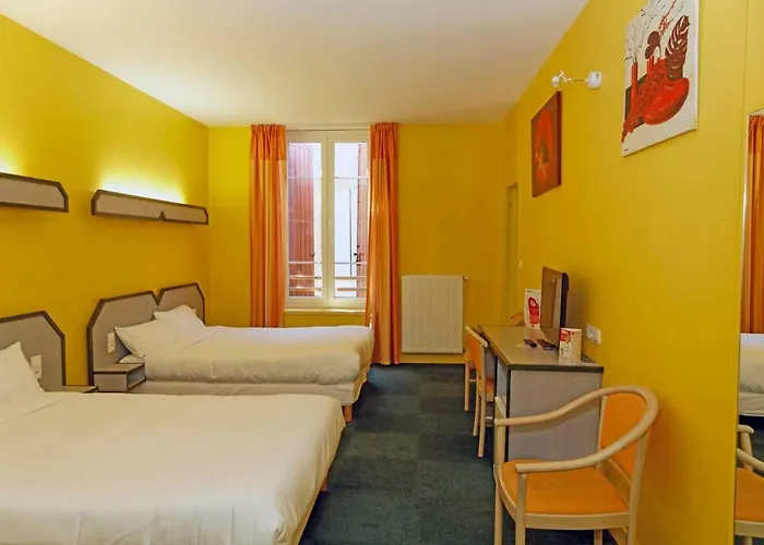 ホテル オテル デュ ヴィガン